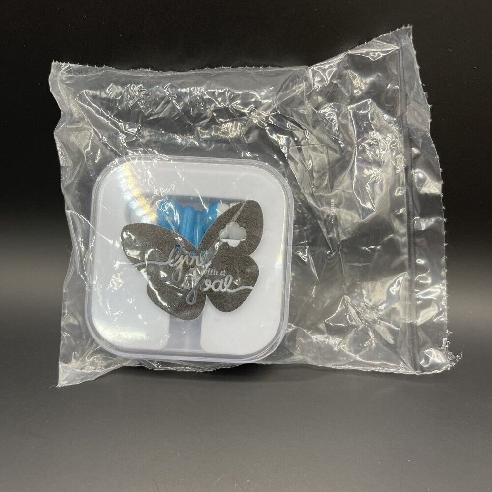 NEW Girl Scout Wired Headphones Ear Buds EARPHONES EARBUDS